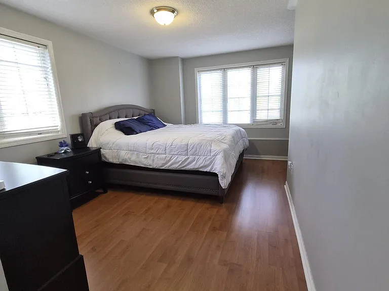 1000 Barclay Cir — Photo 10