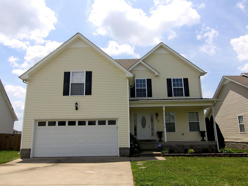 1st image of 818 Samantha Ln