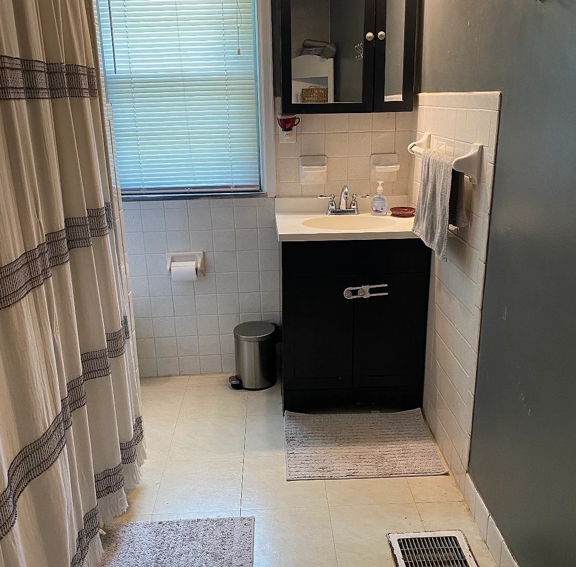 2 bed, 1.5 bath, 1600 sqft, $1,250 — Photo 4