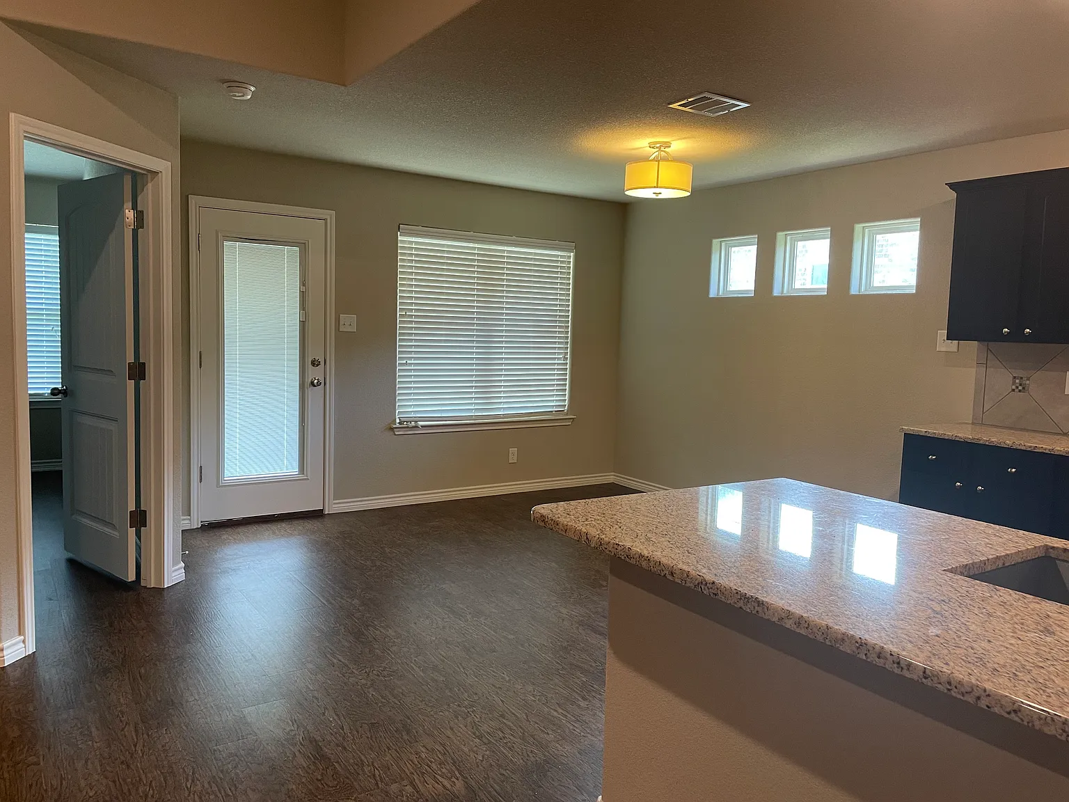3 bed, 1598 sqft, $1,750 — Photo 3