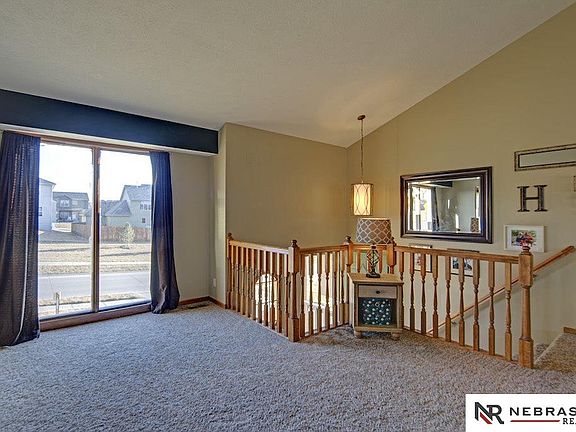 3rd image of 17216 Palisades Dr