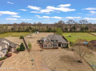 10 Annie Brooke Cv, Humboldt, TN 38343