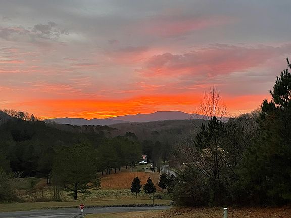 5th image of 109 Cherokee Ridge Dr