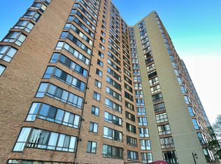 55 Bamburgh Cir #214, Toronto, ON M1W3V4