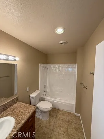 249 E Jackson St #B — Photo 7