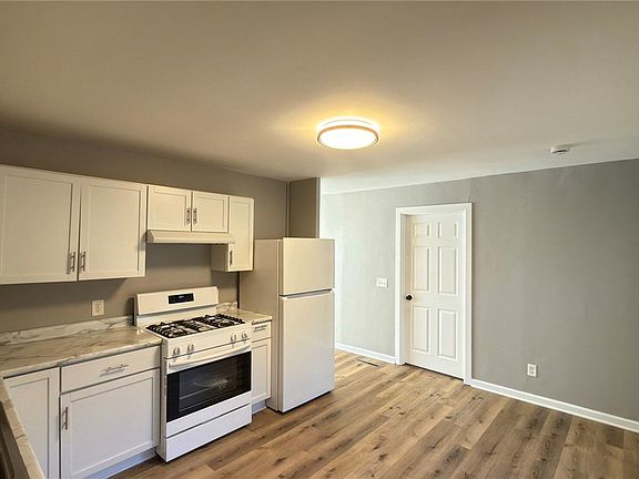 5th image of 2612 W Kirby Ave
