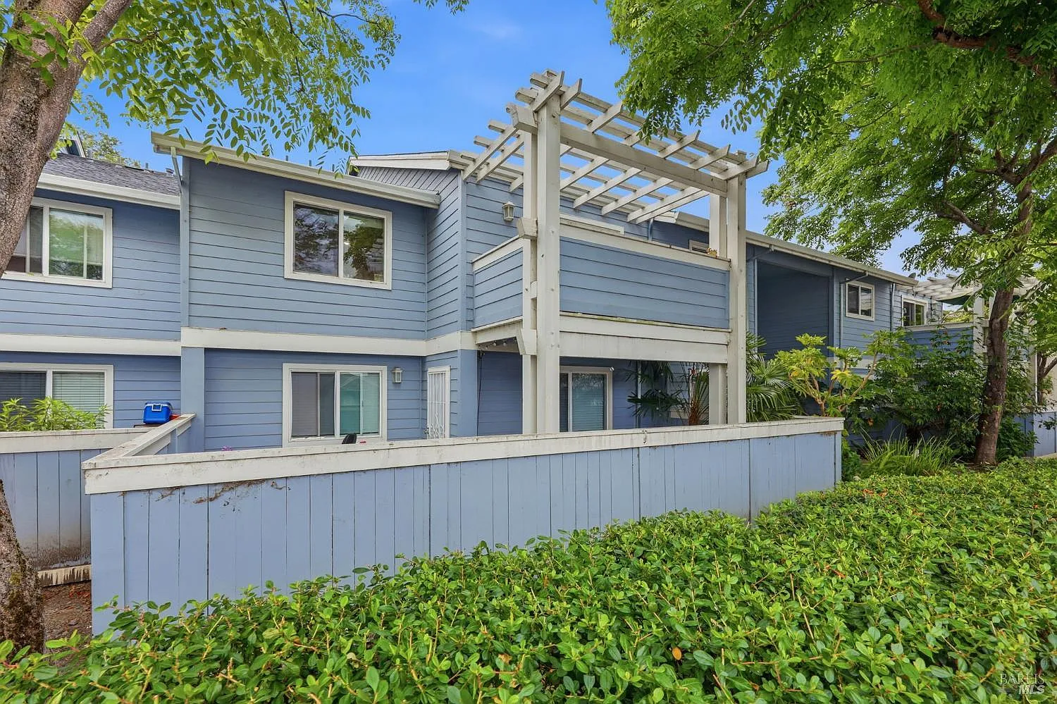 225 Burt Street #9 - Photo 3
