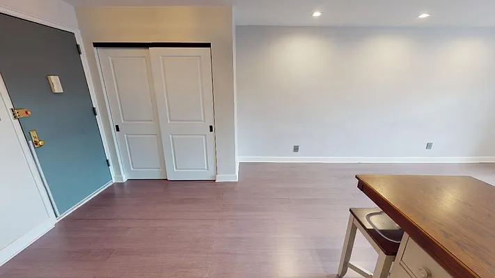 Rented by Metro Garden Realty NYC | media 7