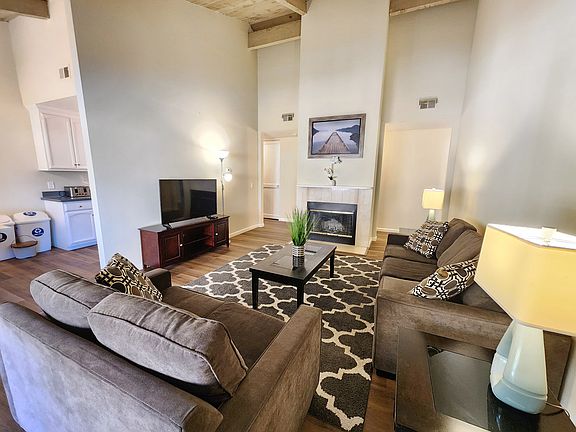2nd image of 135 Acalanes Dr APT 8
