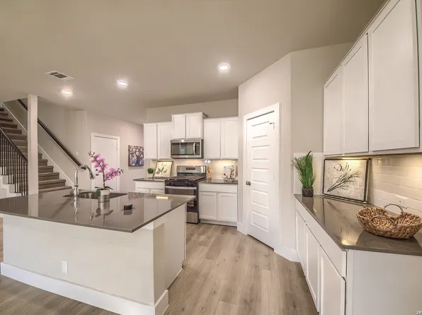 21045 Rindle, San Antonio, TX 78266