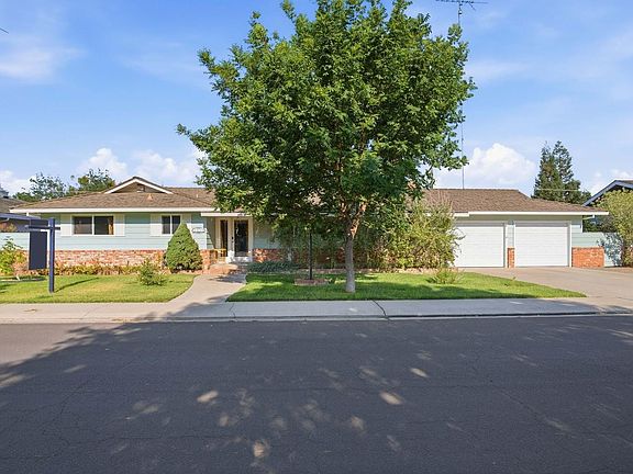 2nd image of 3409 Mansfield Ln