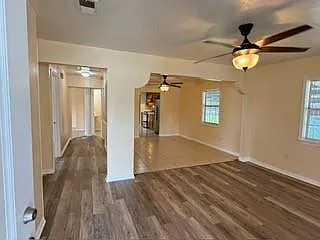 307 Campbell Ave — Photo 3