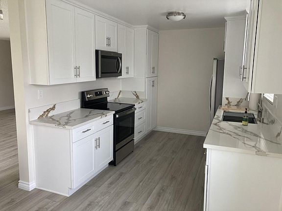 2nd image of 226 Grand Ave Unit 306