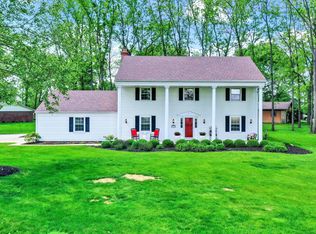 18 W Kingbird Dr, Fortville, IN 46040