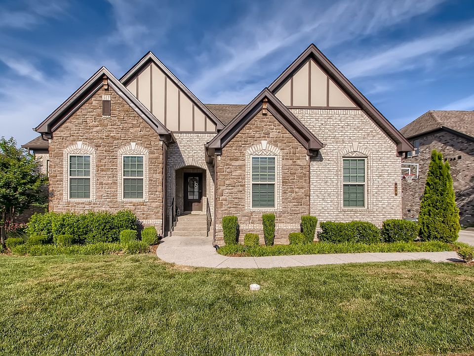 1st image of 420 Larkhill Ln