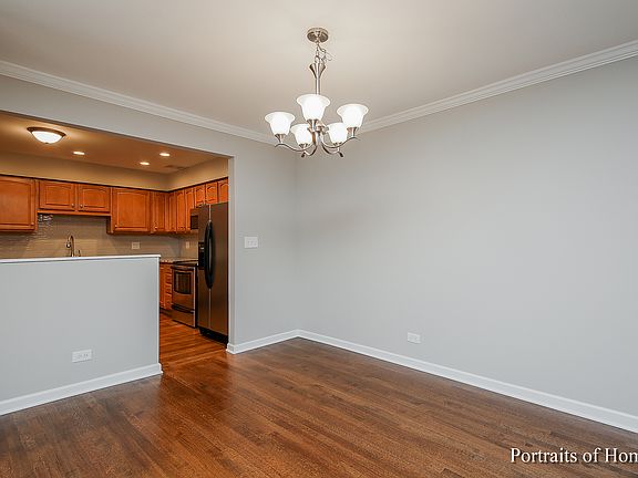5th image of 1054 Dartmouth Dr