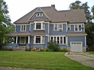 7 5th St NE, Hampton, IA 50441