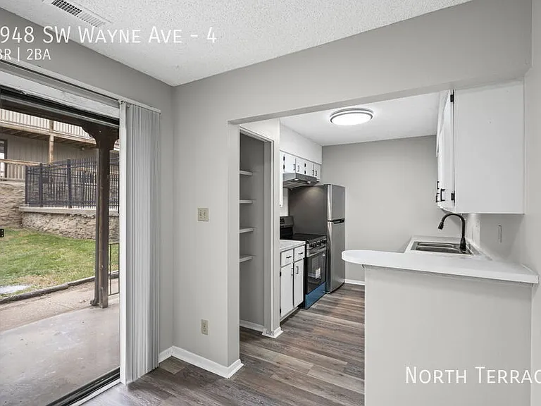 Hillstone Apartments — Photo 41