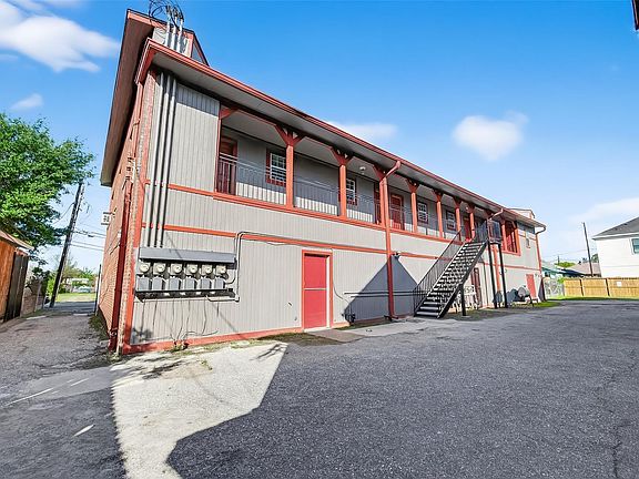 4th image of 2316 Freeman St APT 6