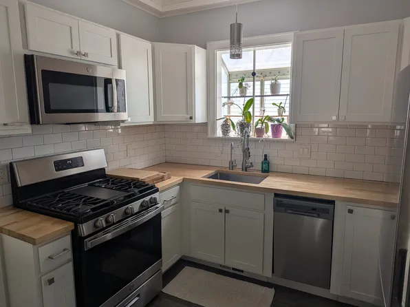 1009 Exchange St, Rochester, NY 14608