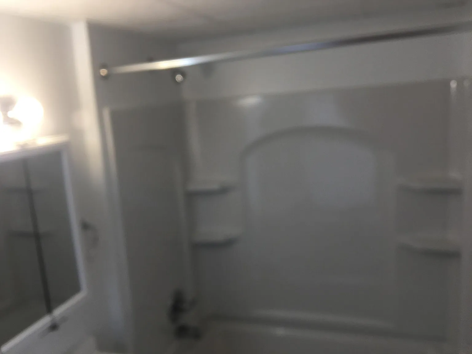 1 bed, 850 sqft, $1,590 — Photo 2