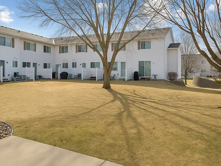 15533 Flight Way — Photo 17