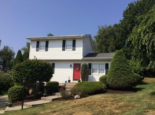 1722 Thackery St, Scranton, PA 18504