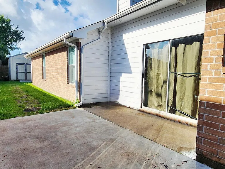 213 Mango St — Photo 42