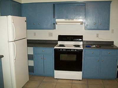 2nd image of 311 N 10th St APT 2