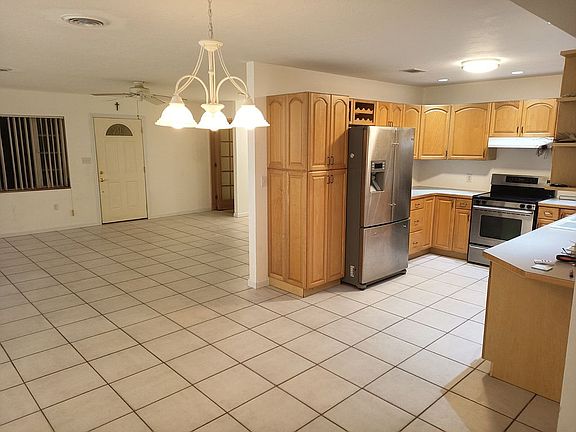 5th image of 109 Bay View Dr