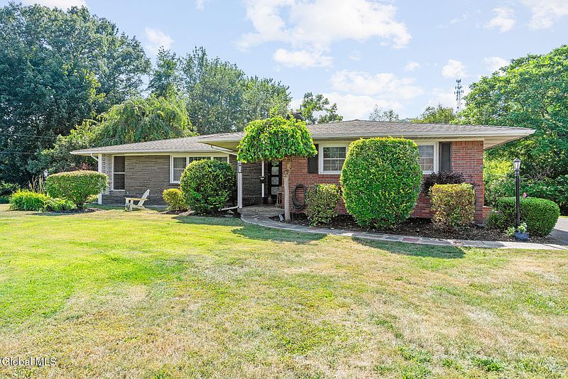 2nd image of 13 Hillcrest Drive