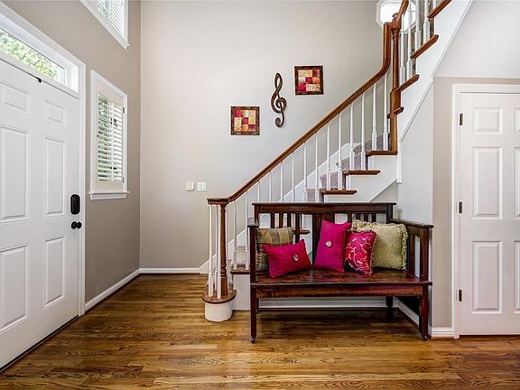 5th image of 7844 Cornell Ave