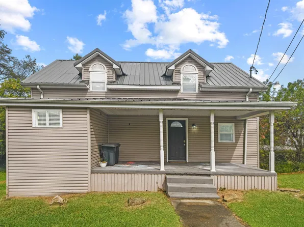 74 S Main St, Masontown, WV 26542