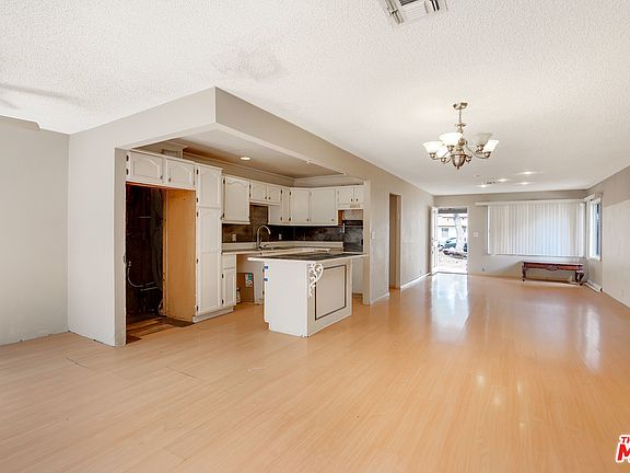 4th image of 6251 Goodland Pl