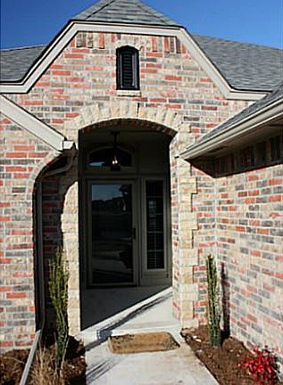2nd image of 17012 Avila Ln