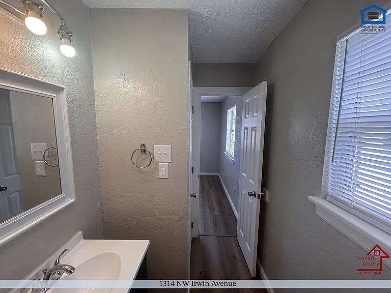 Bella Vista — Photo 97