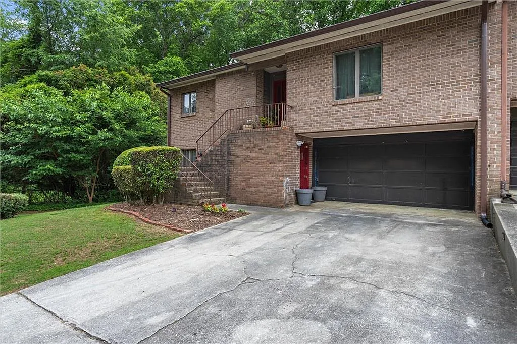 Building Photo - 5547 Circlestone Ln