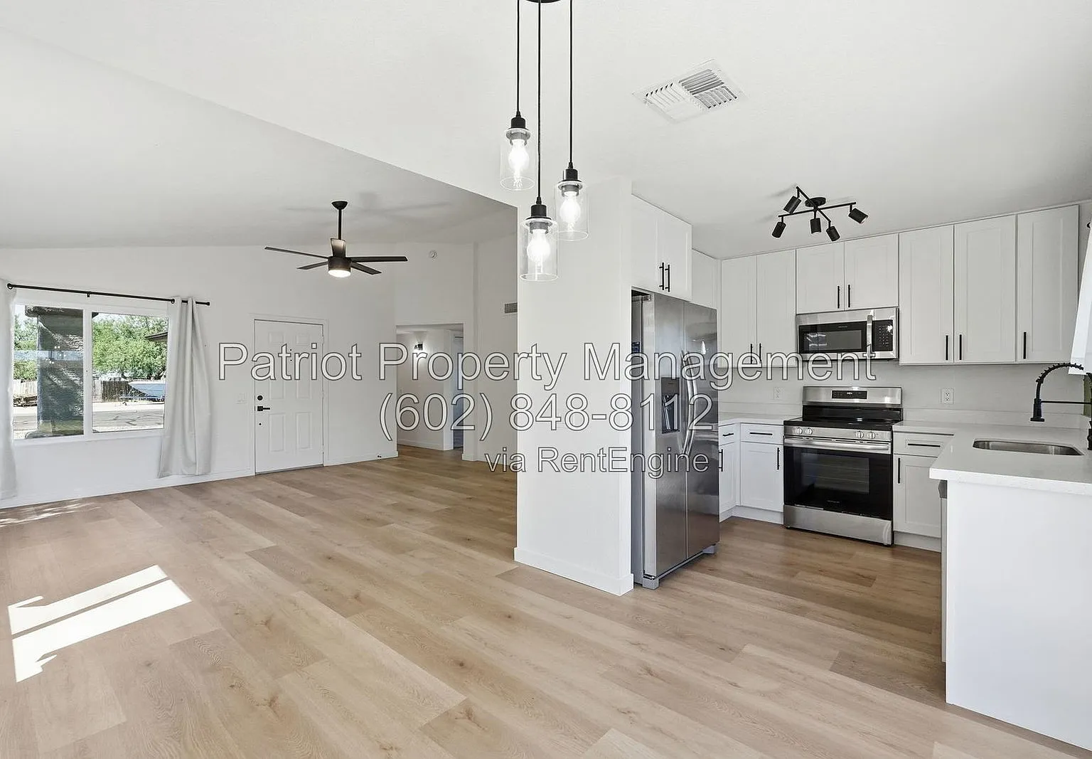 2 bed, 2.0 bath, 1078 sqft, $1,900 — Photo 1