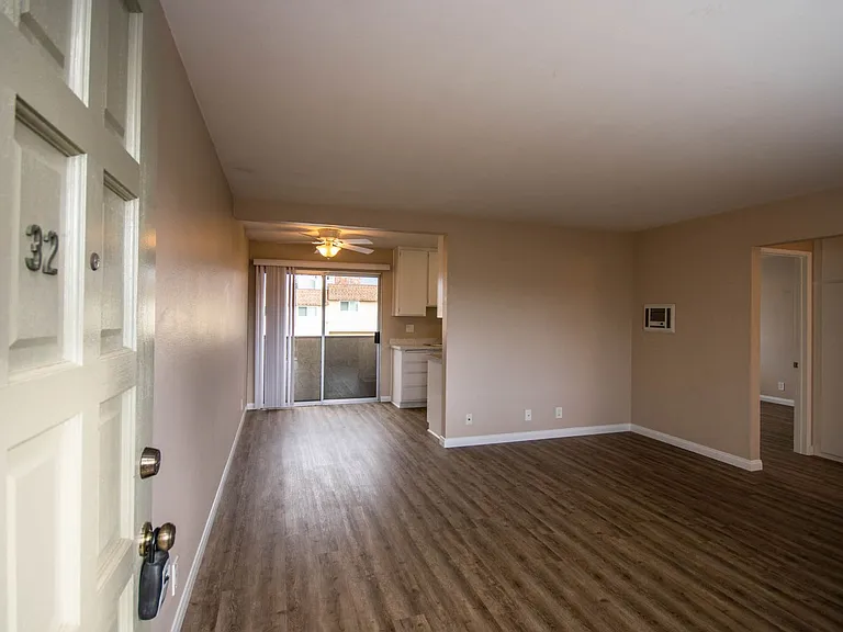 Merrywood Apartments — Photo 1