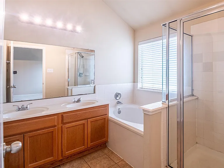 24622 Colonial Birch Ln — Photo 19
