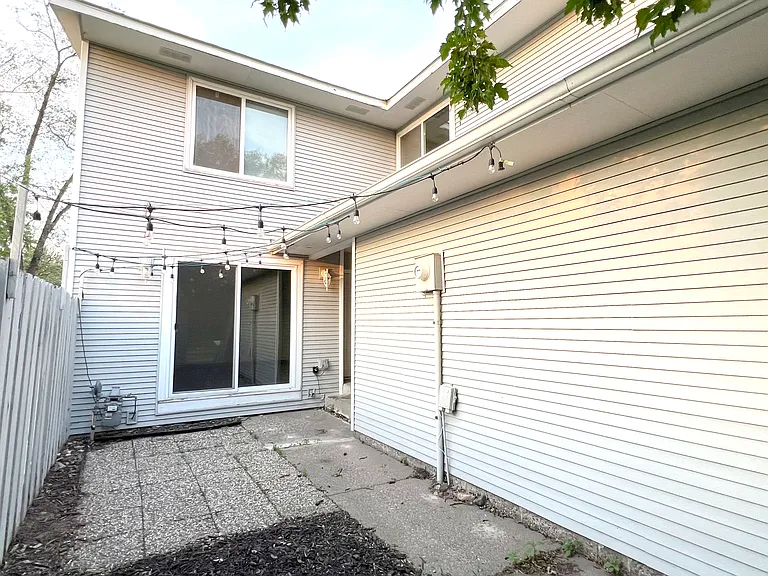 7694 Dunmore Rd — Photo 16