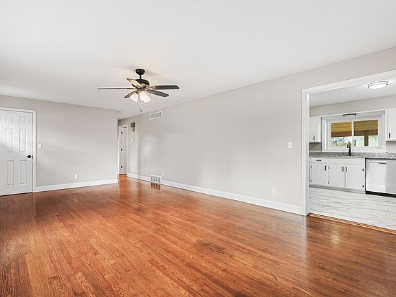 5th image of 444 McAlpin Ave