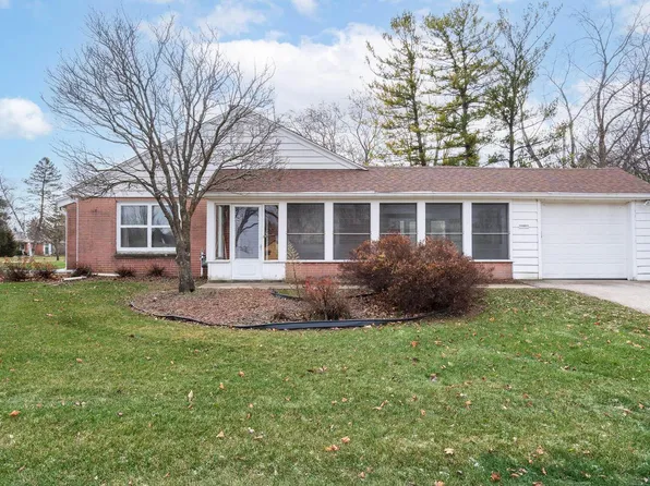 235 Park Crest DRIVE, Thiensville, WI 53092