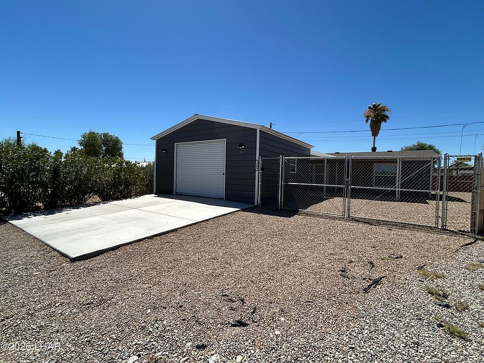 1st image of 1409 E Pearl Cir