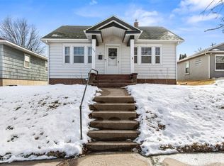 649 18th Ave SW, Cedar Rapids, IA 52404