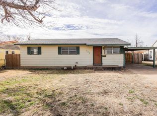 709 Yonkers St, Plainview, TX 79072