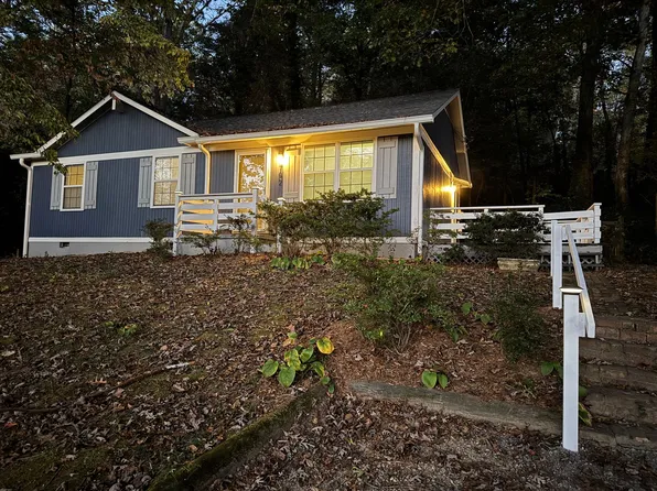 702 Holly Ave, Black Mountain, NC 28711