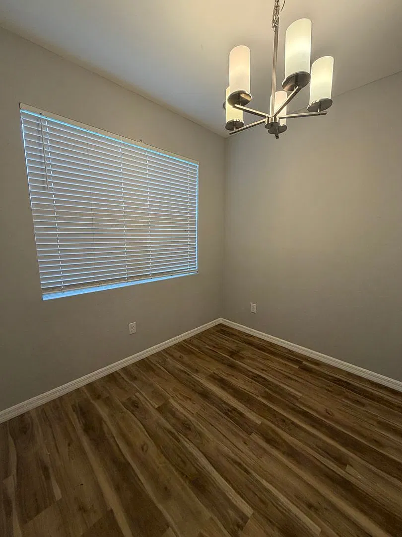 4 bed, 2.0 bath, 1914 sqft, $2,195 — Photo 3