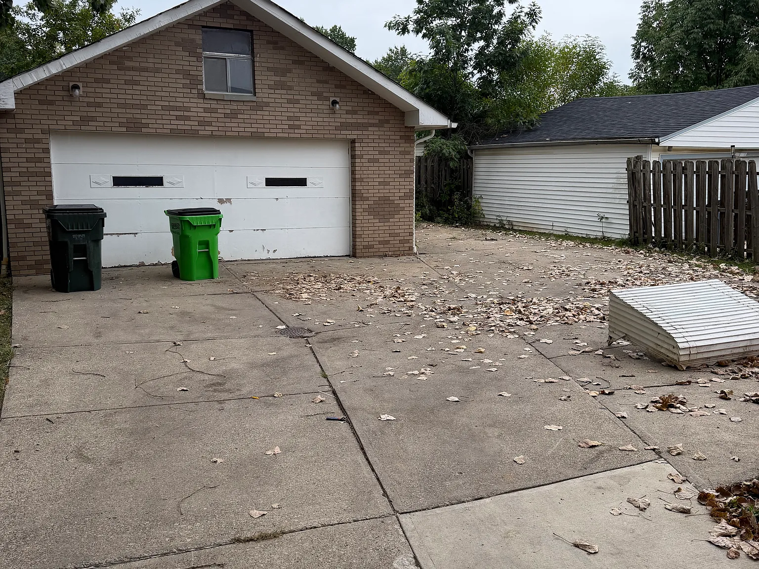 3 bed, 1100 sqft, $1,550 — Photo 3