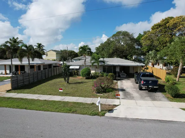 910 SE 3rd Avenue, Delray Beach, FL 33483